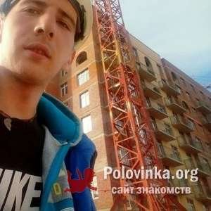Андрей Дольников, 26 лет